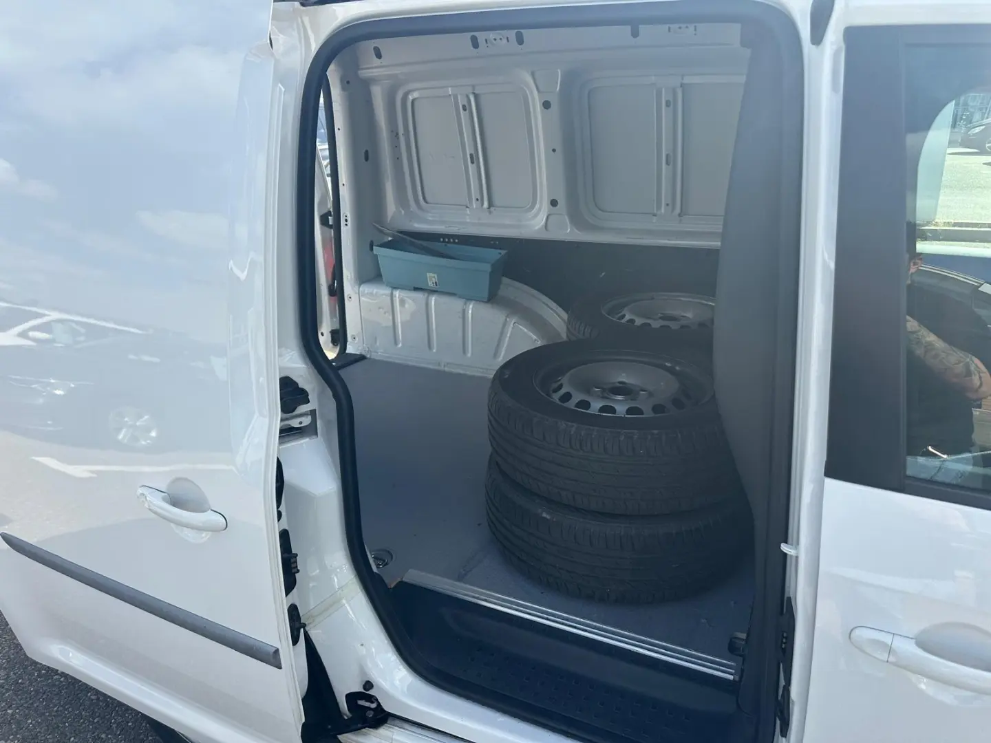 VW Caddy Caddy4 Furgon 2.0 TDI 75 kW