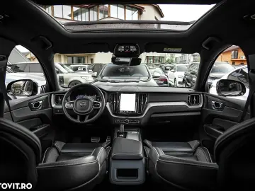 Volvo XC 60 B5 B AWD Ultimate Black Edition