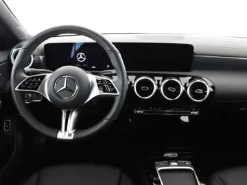 CLA 220 d Coupé Progressive LED Wide Navi WiPa