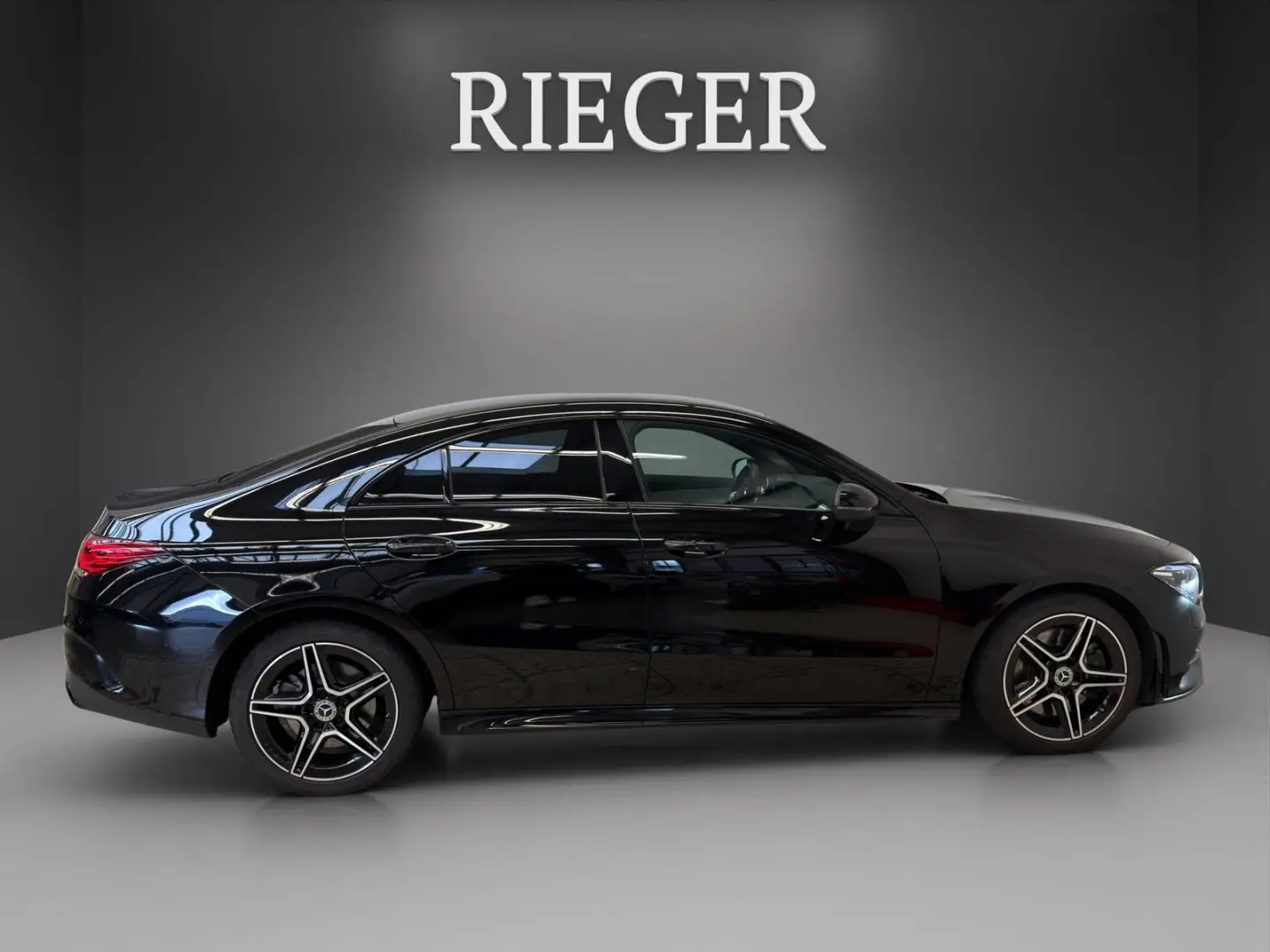 CLA 250 AMG NIGHT 360  Multibeam SHZ MBUX 18