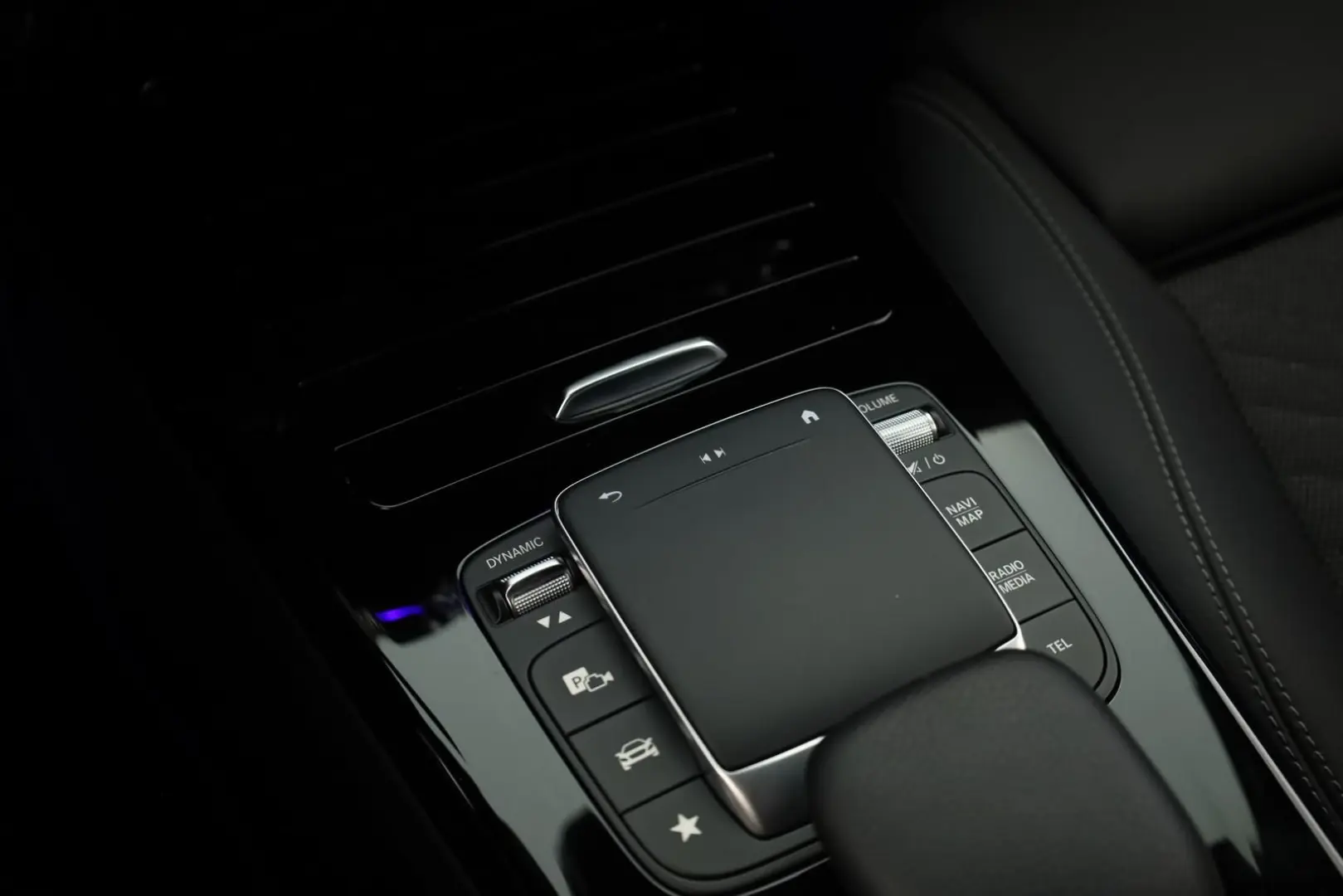 CLA 180 Coupé Progressive Night Matrix Navi Kam