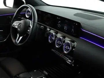 CLA 180 Coupé Progressive Night Matrix Navi Kam