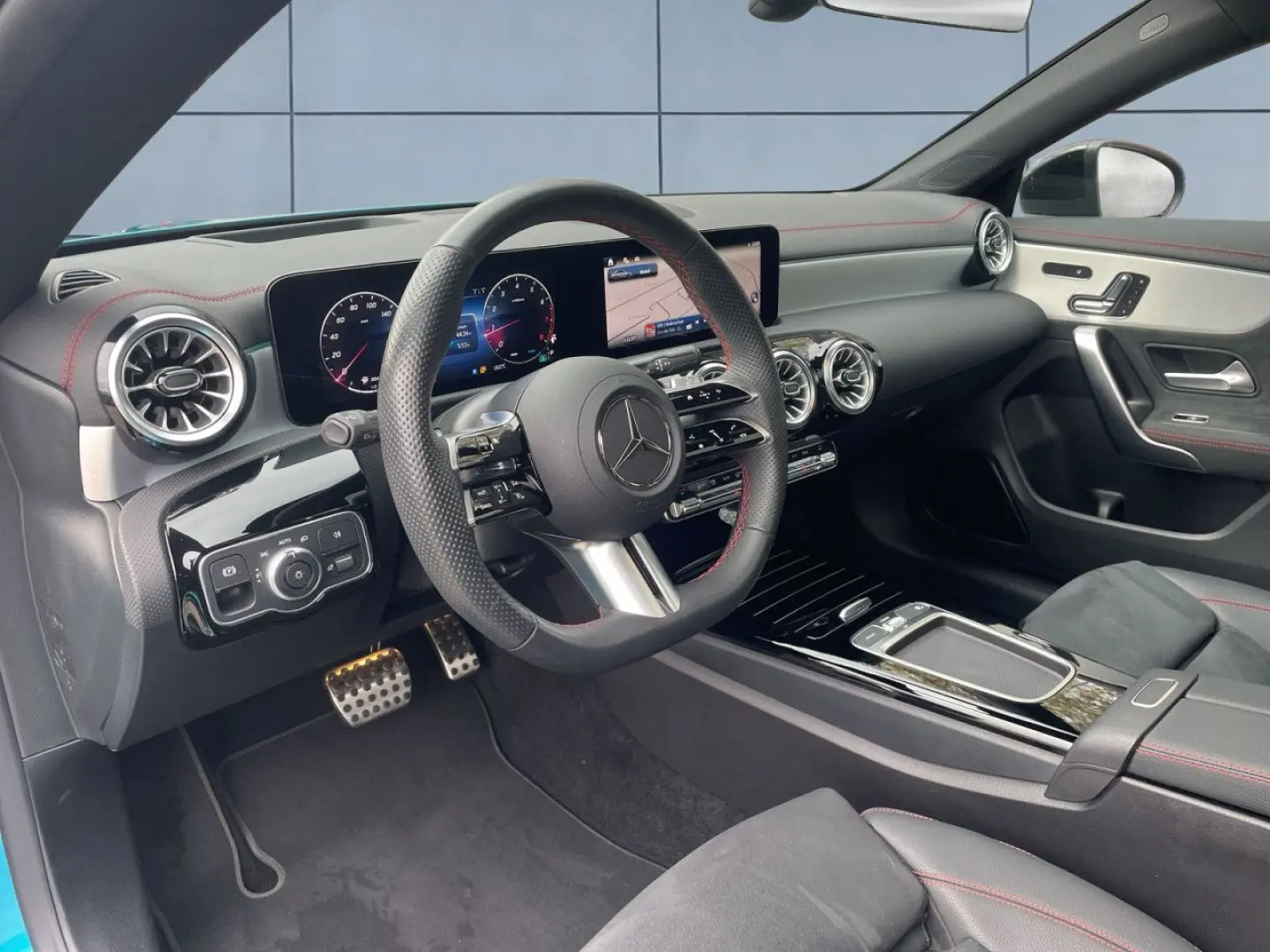 CLA 200 AMG PREMIUM  HUD NIGHT PANO 360  MULTI