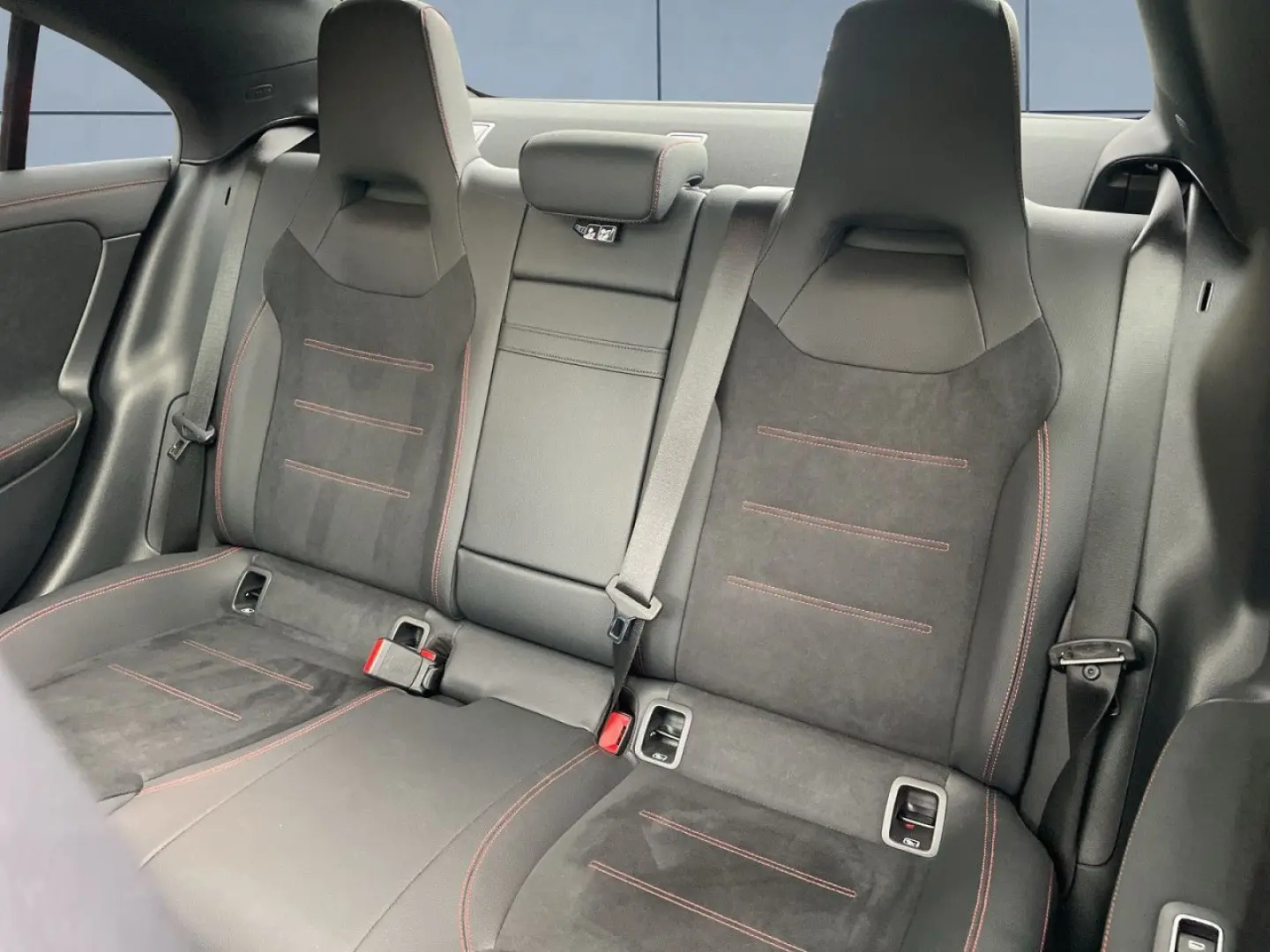 CLA 200 AMG PREMIUM  HUD NIGHT PANO 360  MULTI