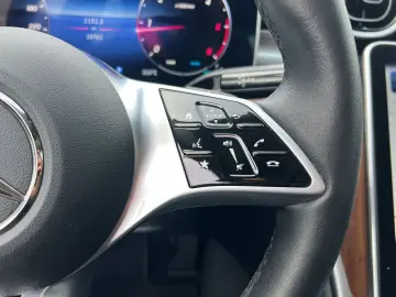 C 300 d Avantgarde AHK NAVI 360 Kamera DISTRONIC