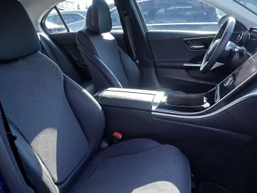 C 180 Limo AVANTGARDE 360  AHK Winter-Paket MBUX