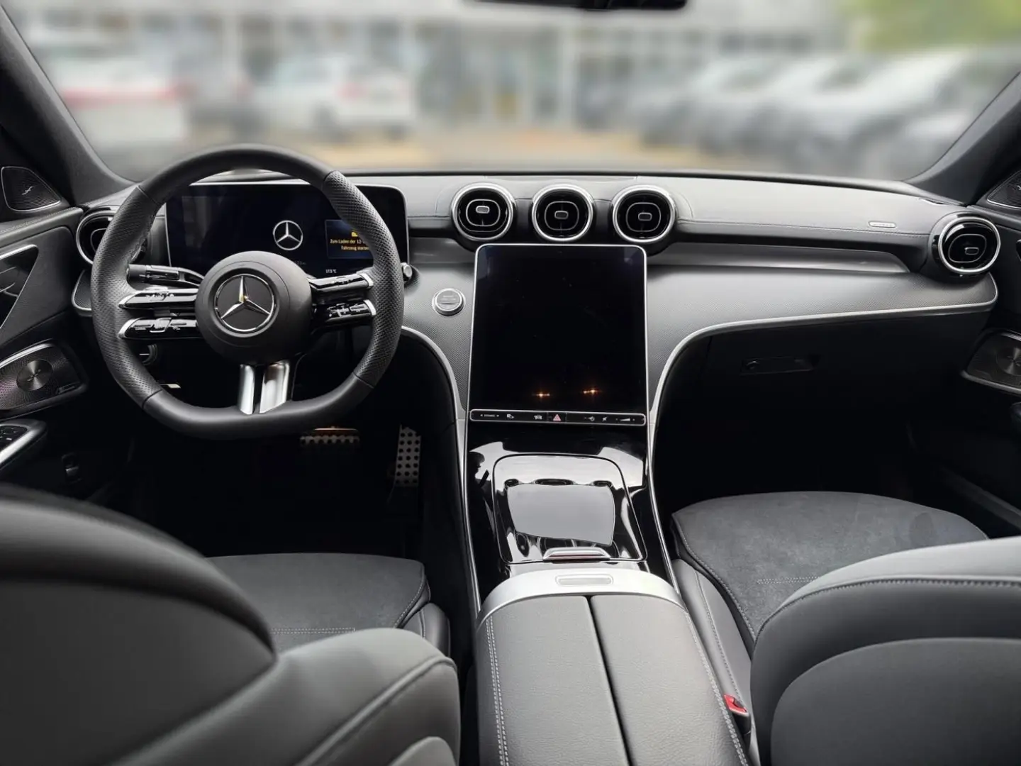 C 200 AMG NIGHT AHK DISTR PLUS BURMESTER LED FLA