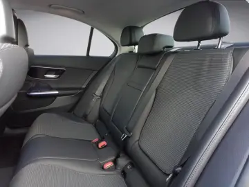 C 220 d DIGITAL NIGHT DISTRONIC 360  AVANTGARDE