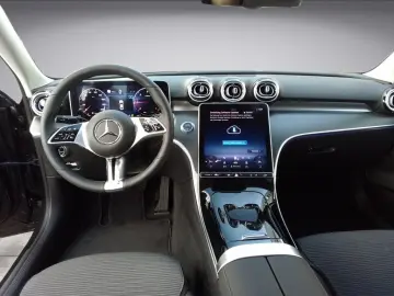 C 220 d DIGITAL NIGHT DISTRONIC 360  AVANTGARDE