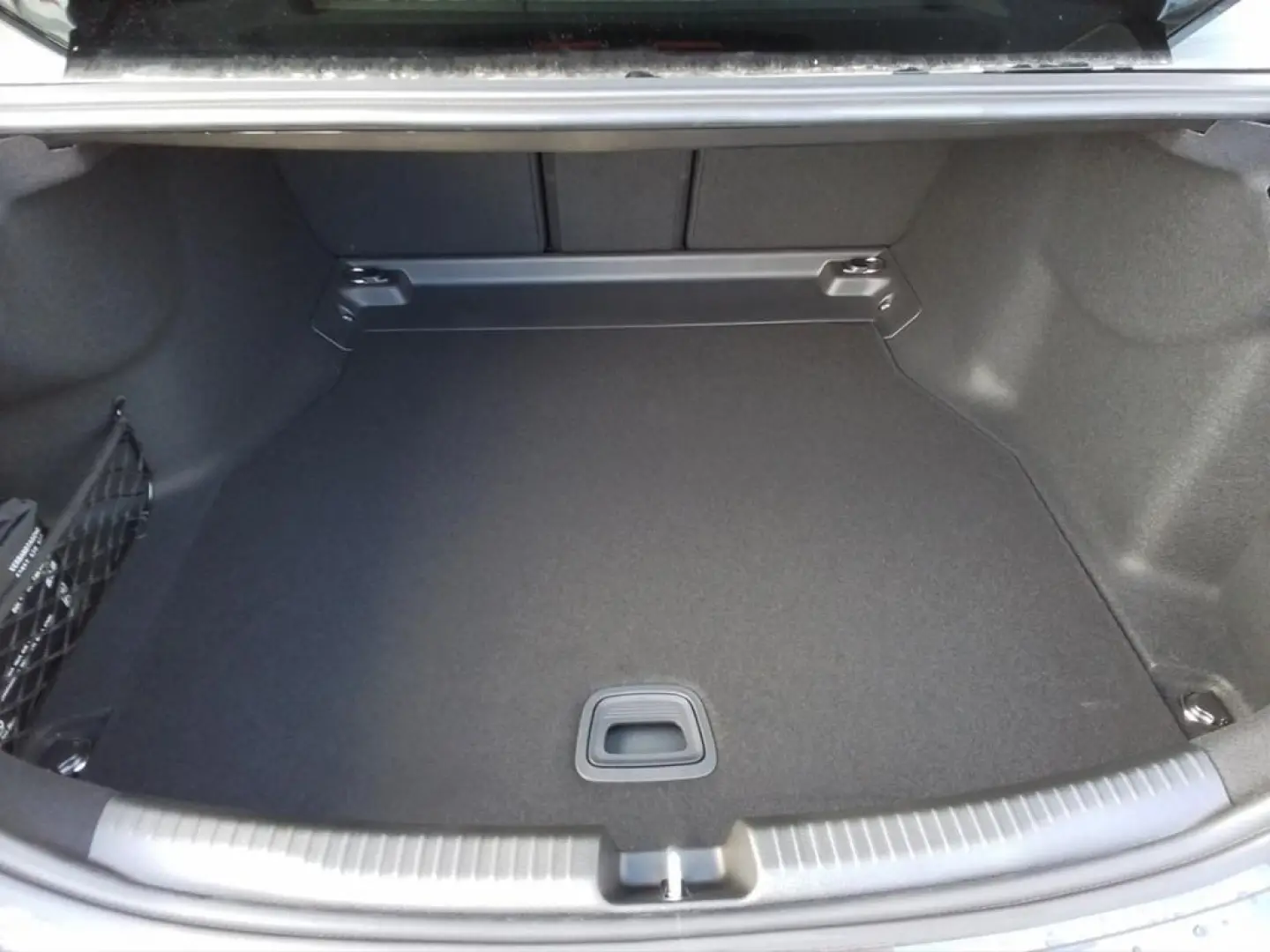 C 220 d DIGITAL NIGHT DISTRONIC 360  AVANTGARDE