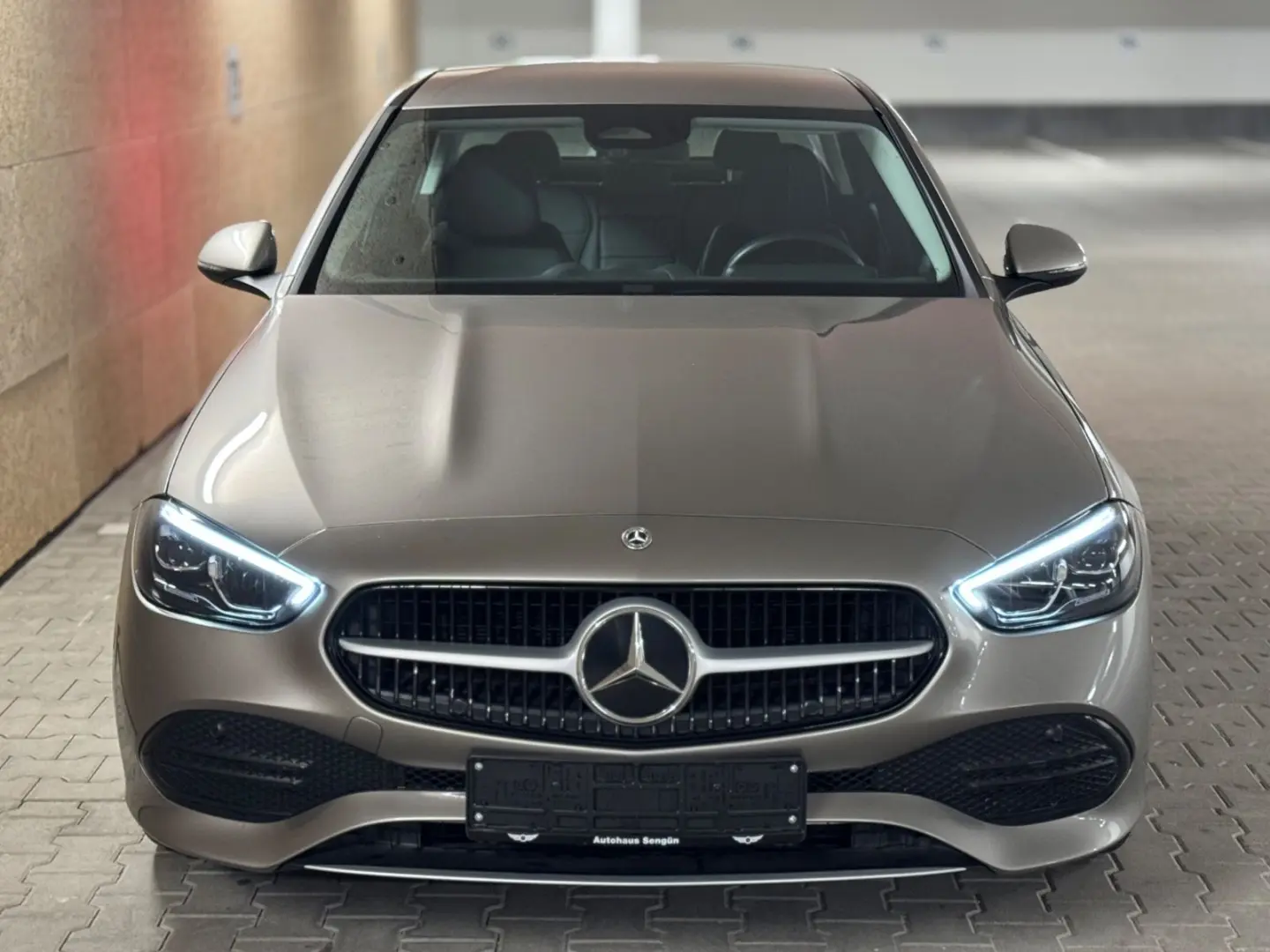 C 200 d Lim. LED KAM TWA SPUR AFA MBUX LEDER