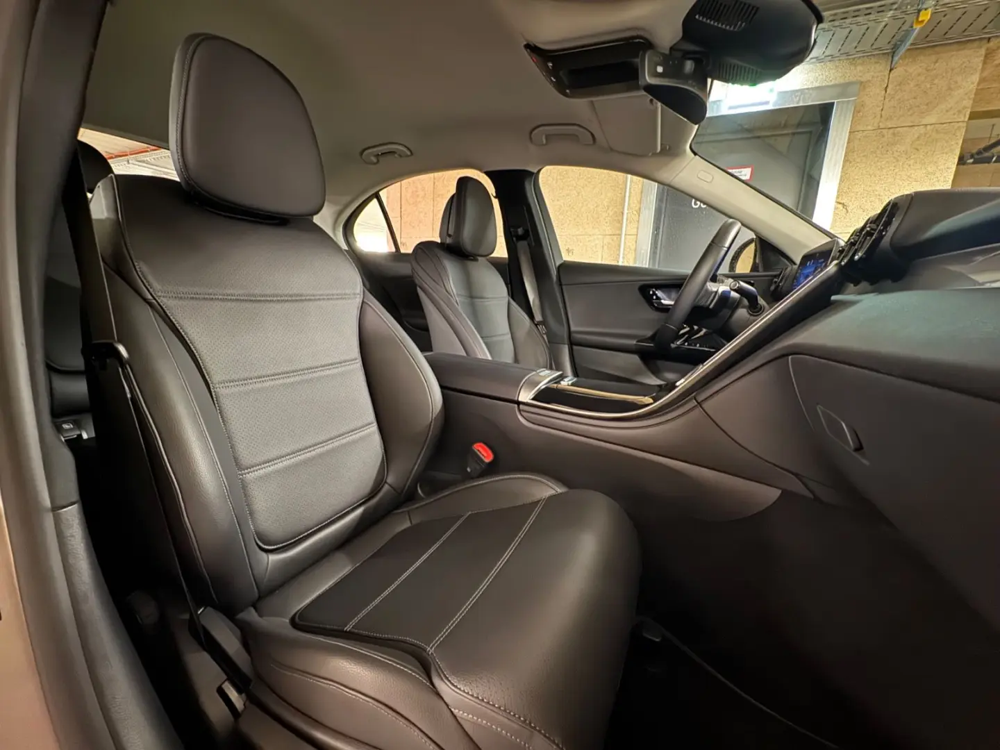 C 200 d Lim. LED KAM TWA SPUR AFA MBUX LEDER