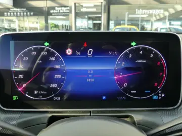 C 200 AMG Line   360 Kam Panorama Ambientelicht