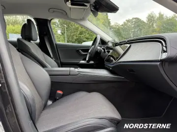 E 220 d Limousine AVANTGARDE AHK R.KAM LED DAB