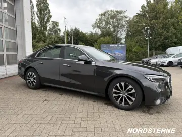 E 220 d Limousine AVANTGARDE AHK R.KAM LED DAB