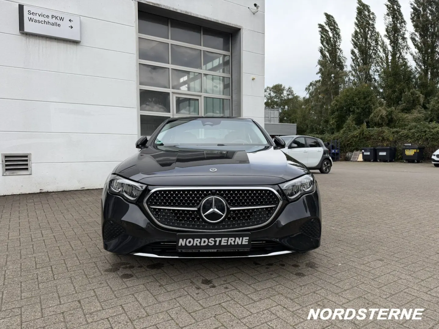 E 220 d Limousine AVANTGARDE AHK R.KAM LED DAB