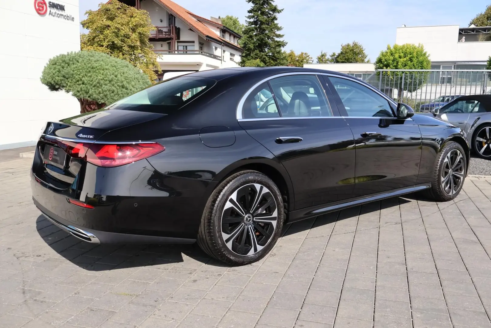 E 300 de 4Matic Avantgarde Adv. KeyGo-Kamera-LED