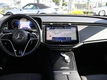 E 300 de 4Matic Avantgarde Adv. KeyGo-Kamera-LED