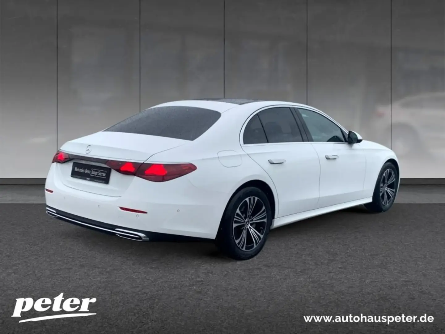 E 200 Limousine Avantgarde  Panoramadach  AHV