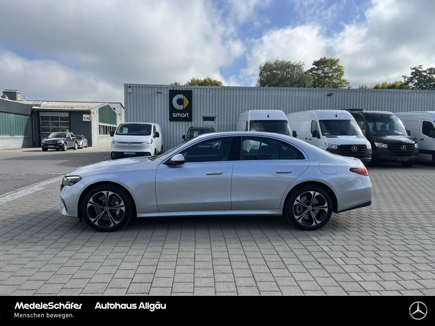 E 300 de 4M Avantgarde 19  Distronic LED Kamera