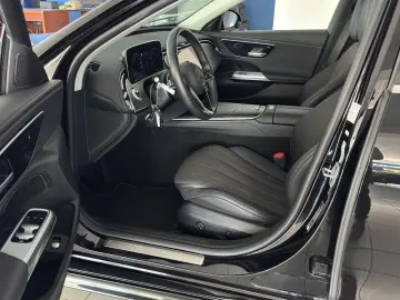 E 200 Avantgarde Panorama DISTRONIC KEYLESS-GO