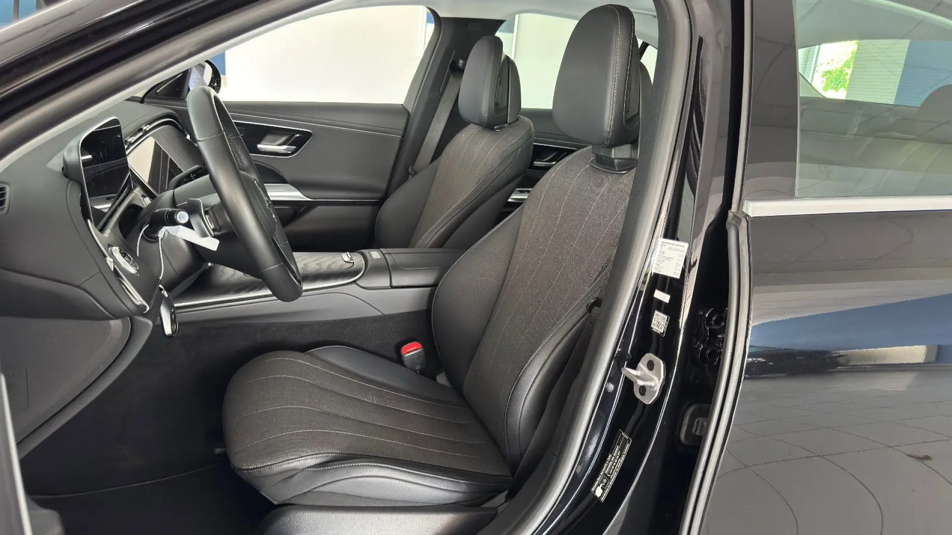 E 200 Avantgarde Panorama DISTRONIC KEYLESS-GO