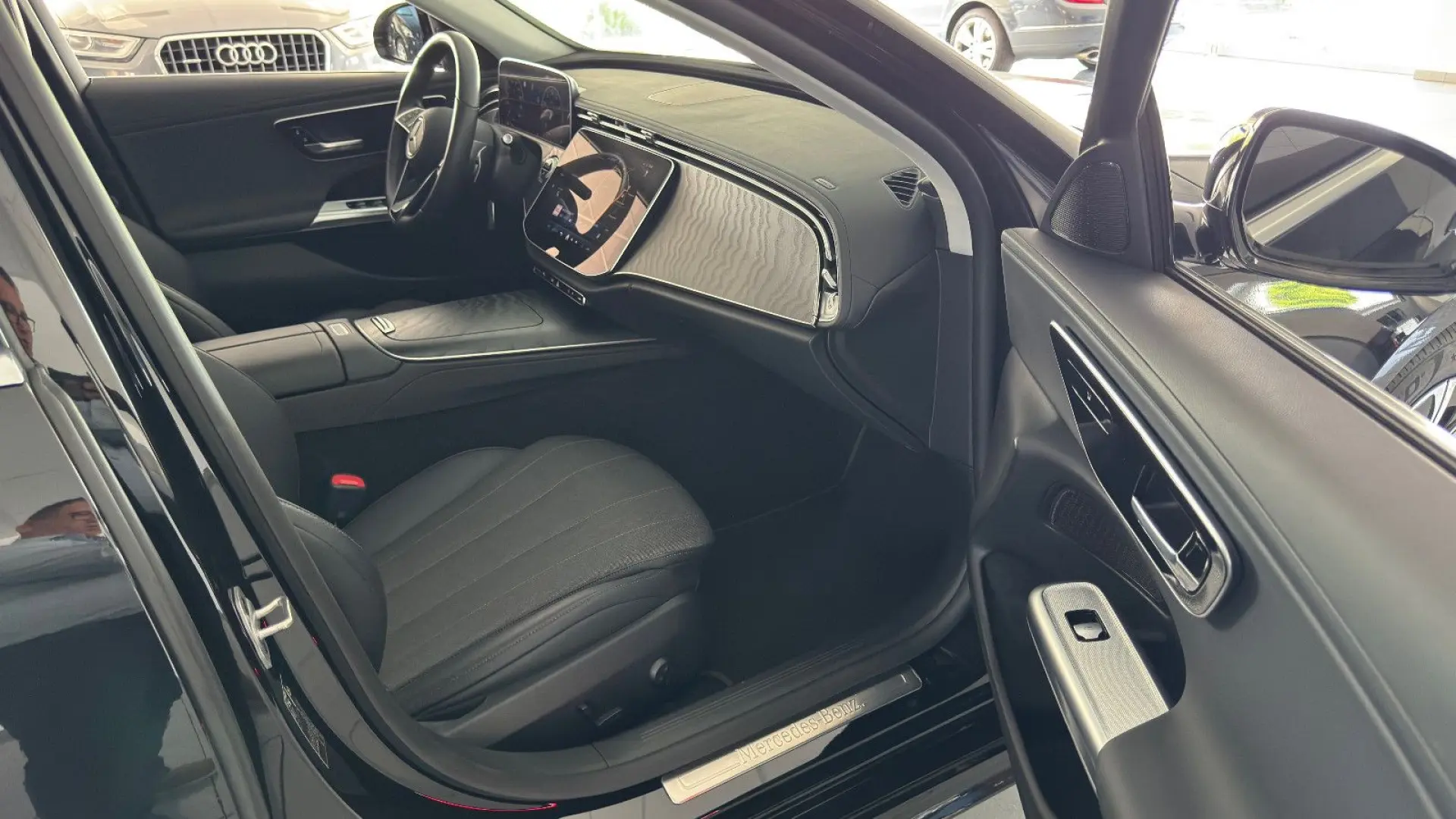 E 200 Avantgarde Panorama DISTRONIC KEYLESS-GO