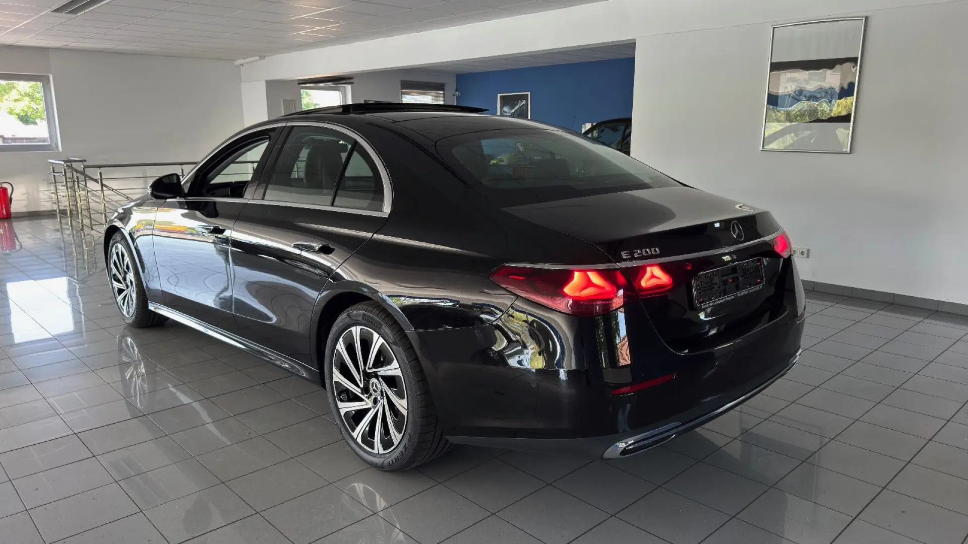 E 200 Avantgarde Panorama DISTRONIC KEYLESS-GO