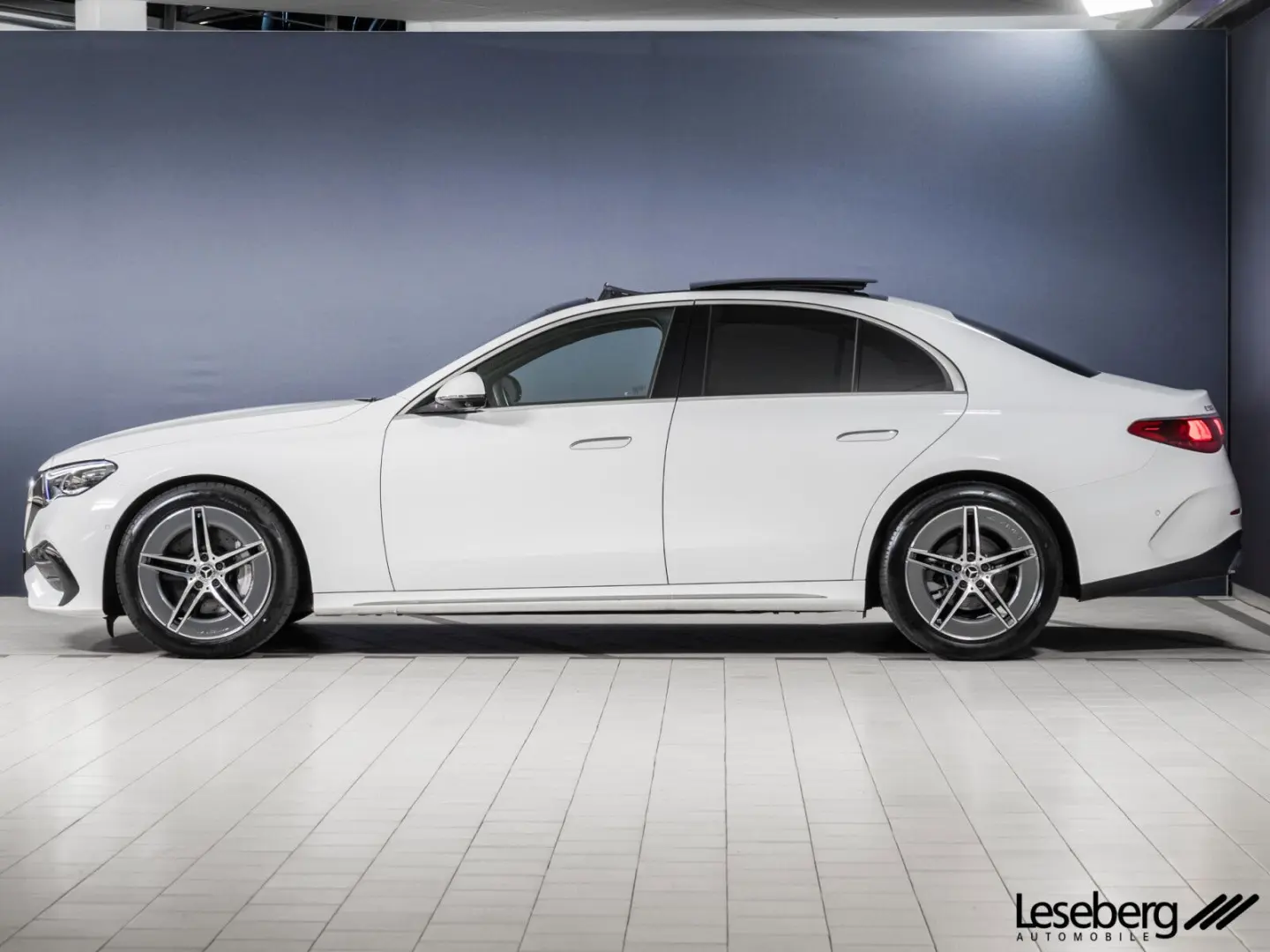 E 200 4M AMG DIG.LIGHT AHK Pano Ambiente Distro