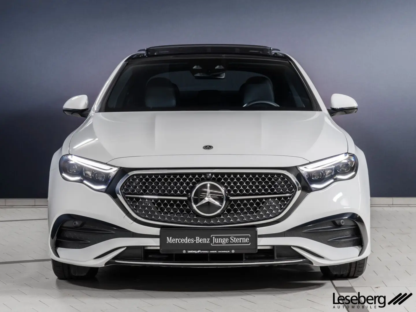 E 200 4M AMG DIG.LIGHT AHK Pano Ambiente Distro