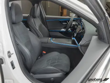 E 200 4M AMG DIG.LIGHT AHK Pano Ambiente Distro