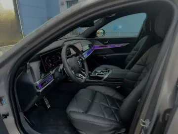 740d xDr. M-Sport Fond-Ent SkyL Autoba. 21  AHK