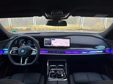 740d xDr. M-Sport Fond-Ent SkyL Autoba. 21  AHK