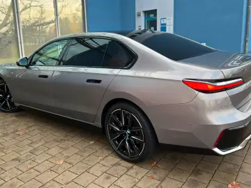 740d xDr. M-Sport Fond-Ent SkyL Autoba. 21  AHK