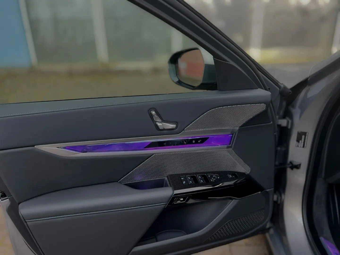 740d xDr. M-Sport Fond-Ent SkyL Autoba. 21  AHK