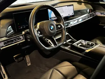 740d xDrive  M Sport Kamera 360 Pano SKY