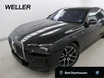 740d xDrive M SPORT SkyL DAPro PAPro Sthzg B&W
