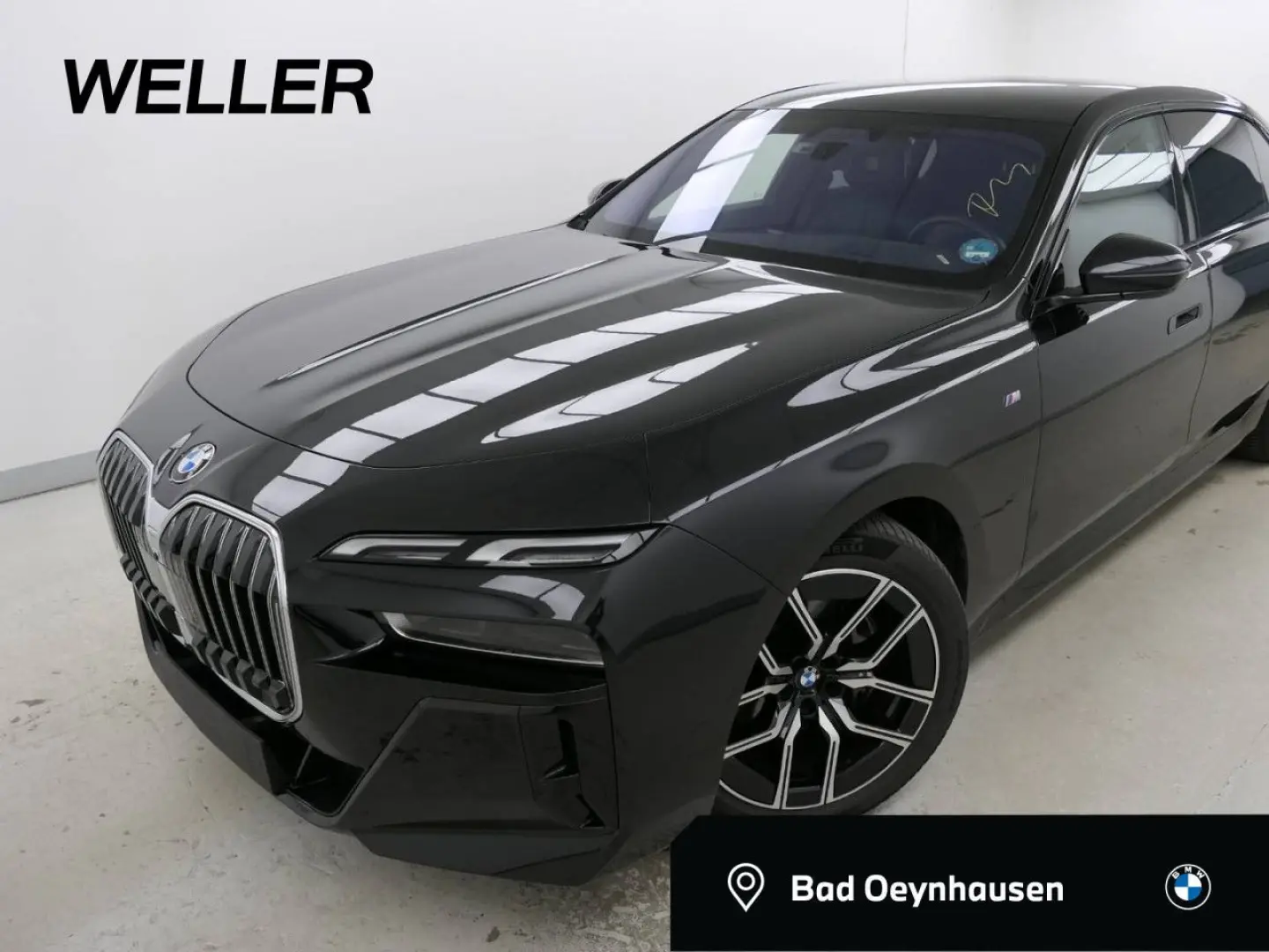 740d xDrive M SPORT SkyL DAPro PAPro Sthzg B&W