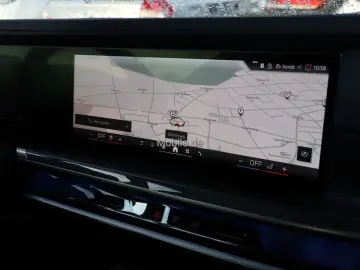 750e xDrive Navi Leder Tempom.aktiv Panoramadach