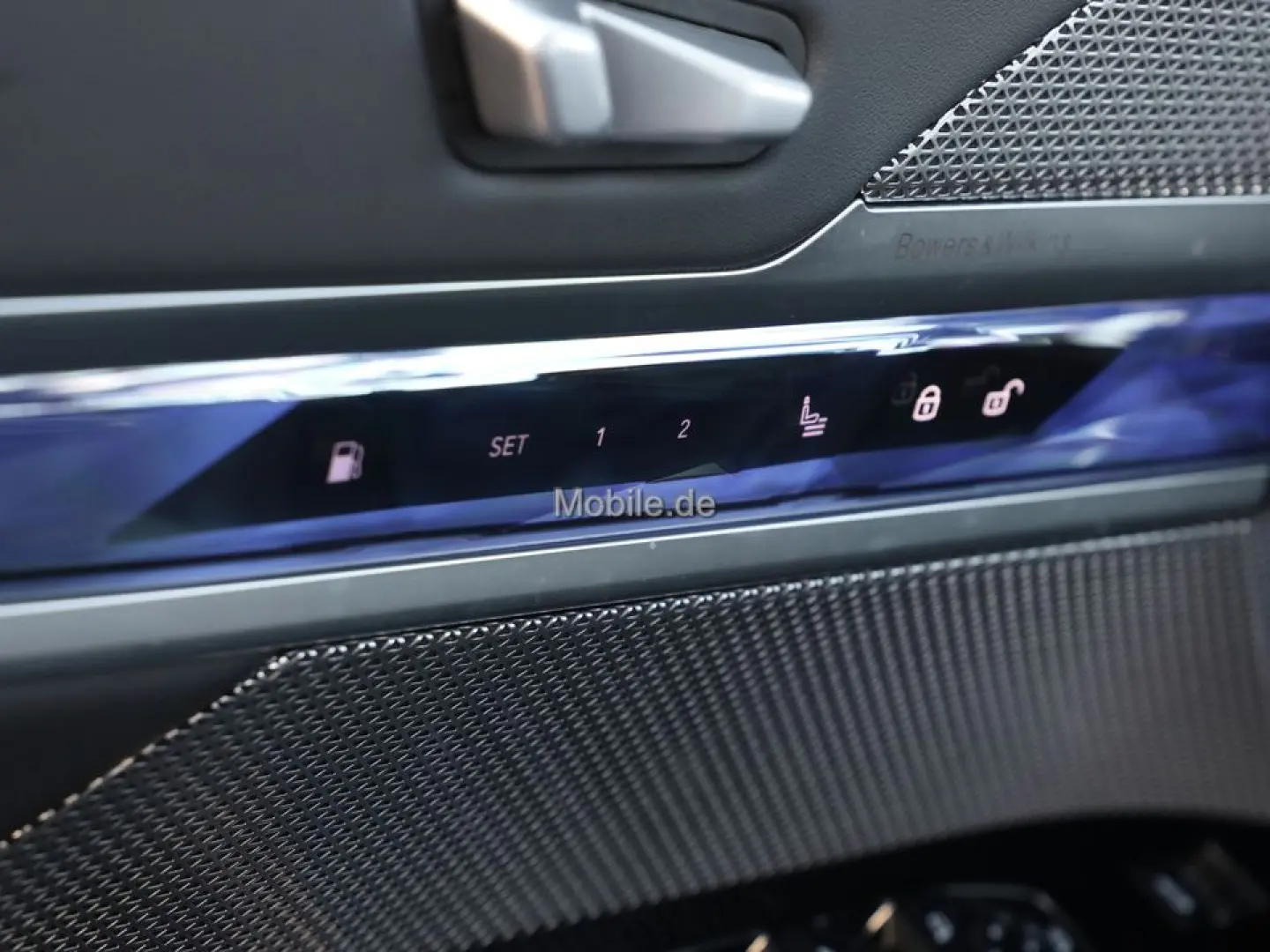 750e xDrive Navi Leder Tempom.aktiv Panoramadach