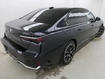 740d xdr M Sport StHz Sky DAPro PAPro AHK Iconic