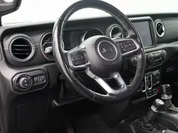 Wrangler 2.0 T-GDI Unlimited Sahara Overland