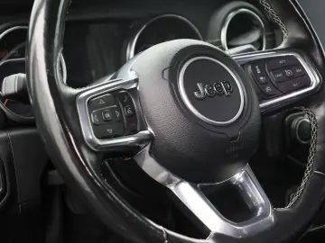 Wrangler 2.0 T-GDI Unlimited Sahara Overland