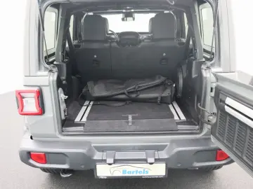 Wrangler 2.0 T-GDI Unlimited Sahara Overland