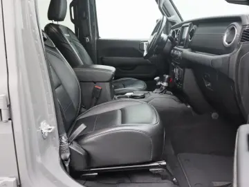 Wrangler 2.0 T-GDI Unlimited Sahara Overland