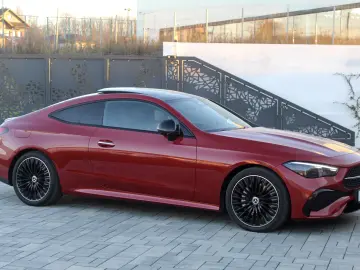 Milanne Auto Trade - TVA Inclus - Fara Daune - Istoric