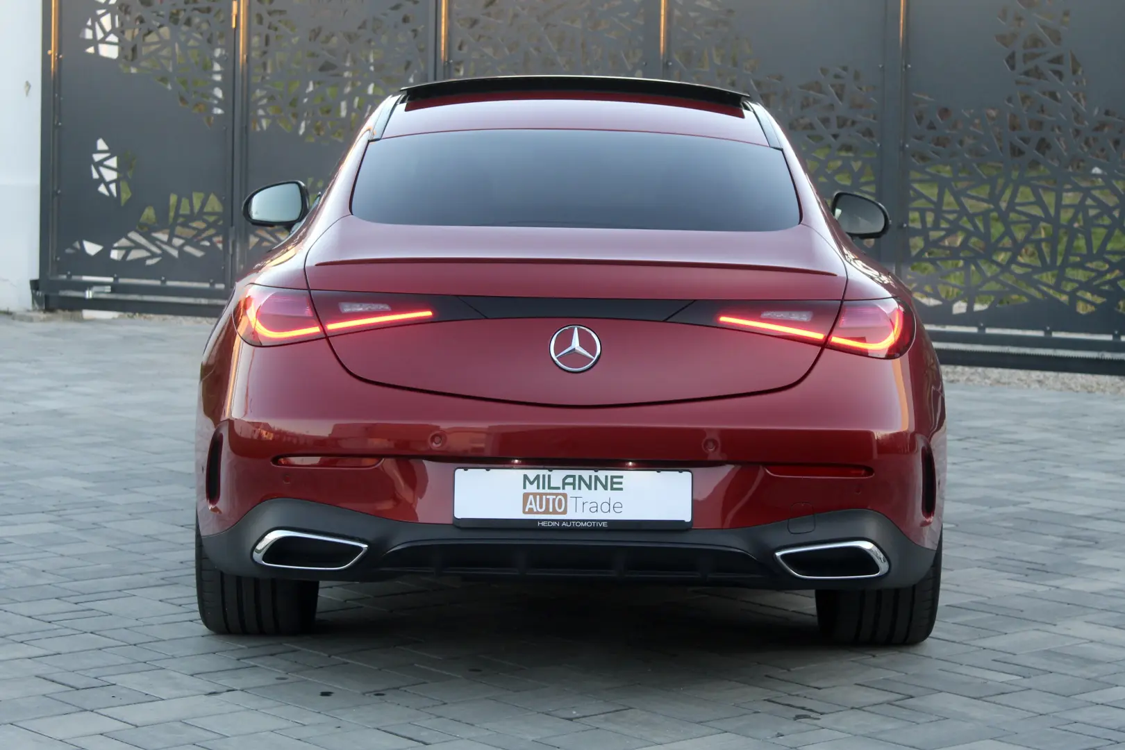 Milanne Auto Trade - TVA Inclus - Fara Daune - Istoric