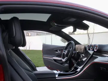 Milanne Auto Trade - TVA Inclus - Fara Daune - Istoric