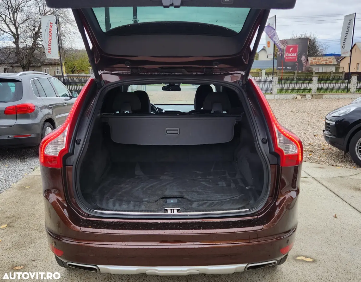 Volvo XC 60 D5 AWD Geartronic Momentum