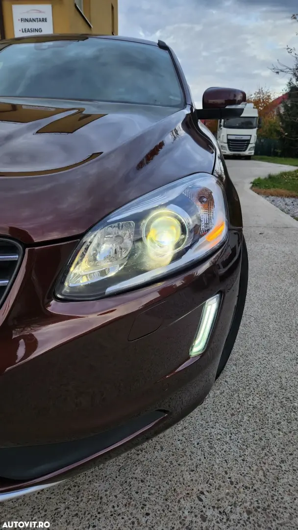 Volvo XC 60 D5 AWD Geartronic Momentum